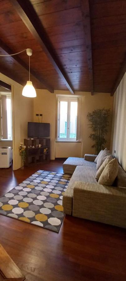 Daisy Apartment In Centro A Como Exterior photo